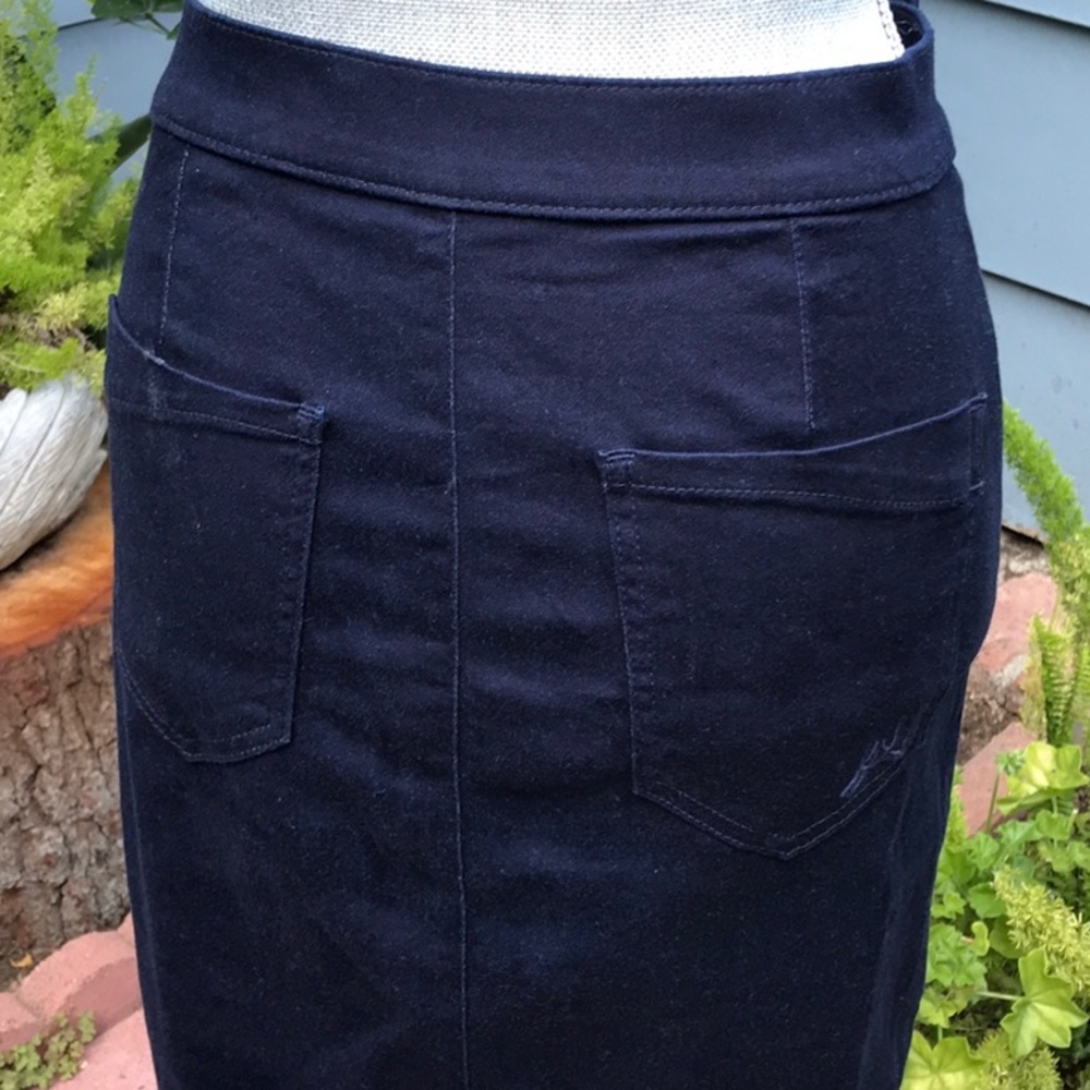 Skirt - Picture 6 of 6
